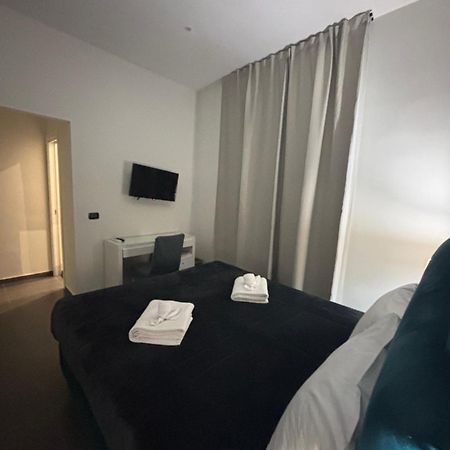 Doria Suites Napoli Bagian luar foto