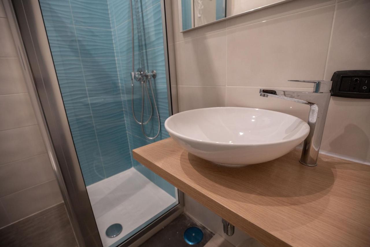 Doria Suites Napoli Bagian luar foto